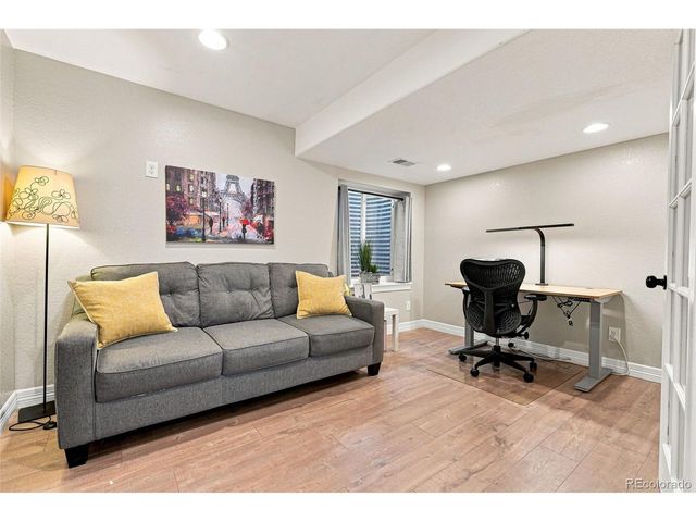 619 Folklore Ave, Longmont, CO 80504