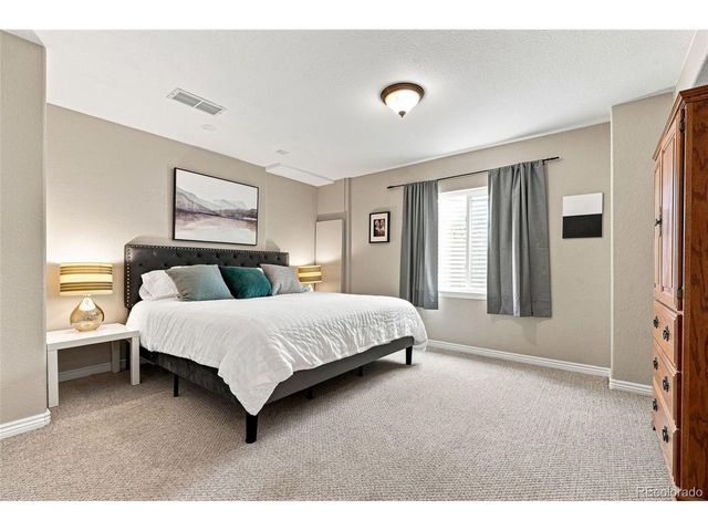 619 Folklore Ave, Longmont, CO 80504