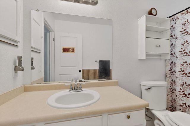 4304 Quartz Drive NE, Rio Rancho, NM 87124