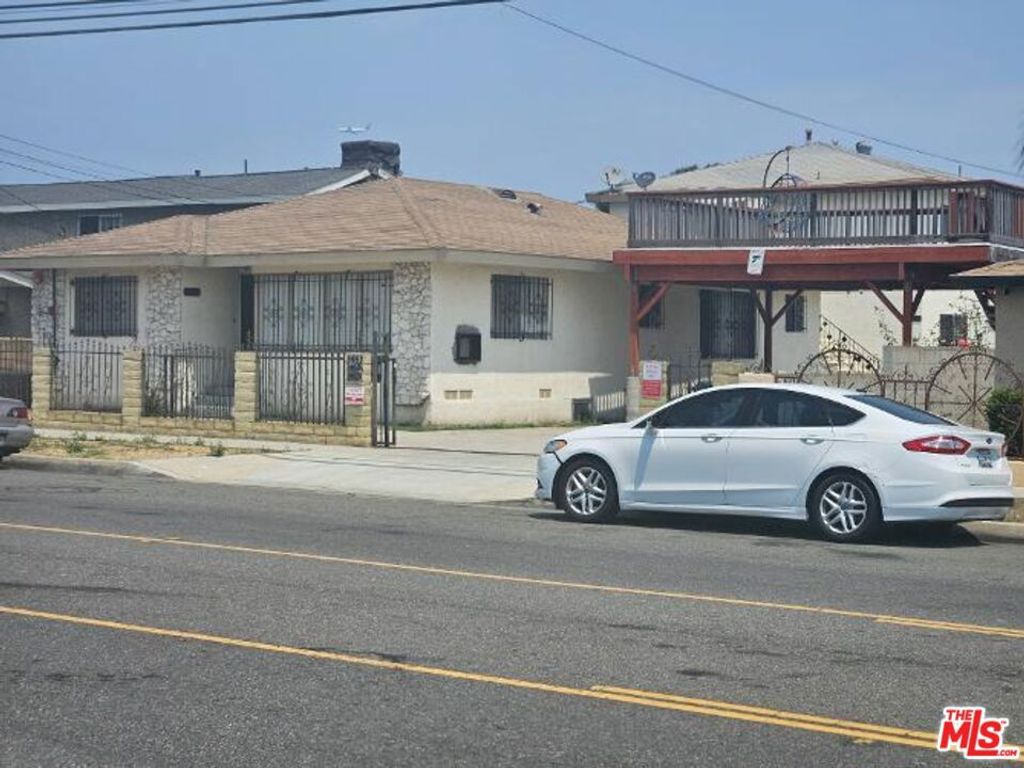1461 W 108th Street, Los Angeles, CA 90047 — photo 3