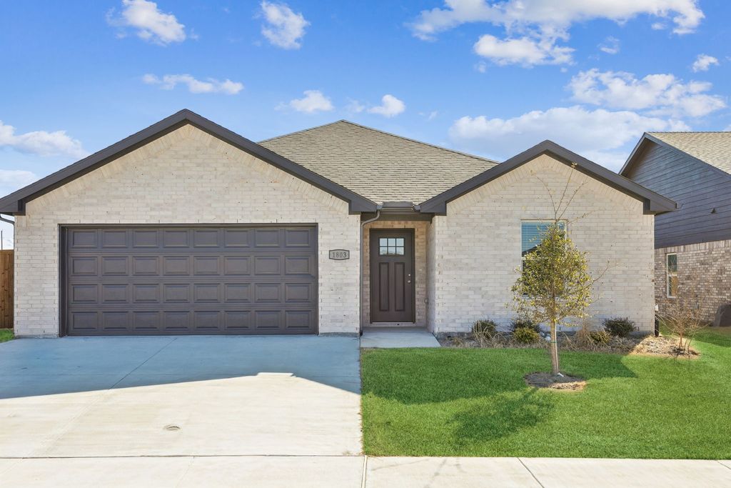 1803 Boxwood Drive, Sherman, TX 75092