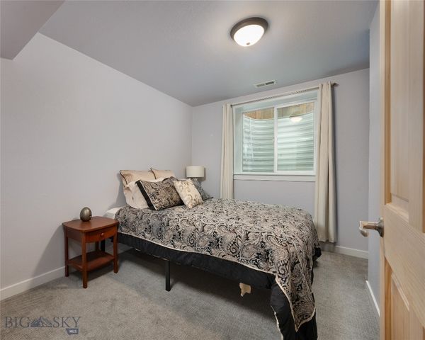 233 Centennial Village Drive, Manhattan, MT 59741