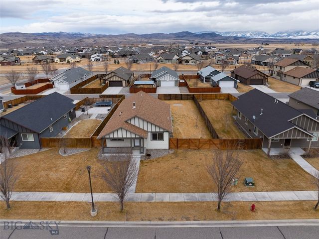 233 Centennial Village Drive, Manhattan, MT 59741