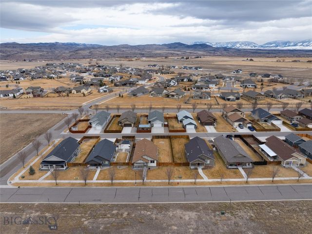 233 Centennial Village Drive, Manhattan, MT 59741