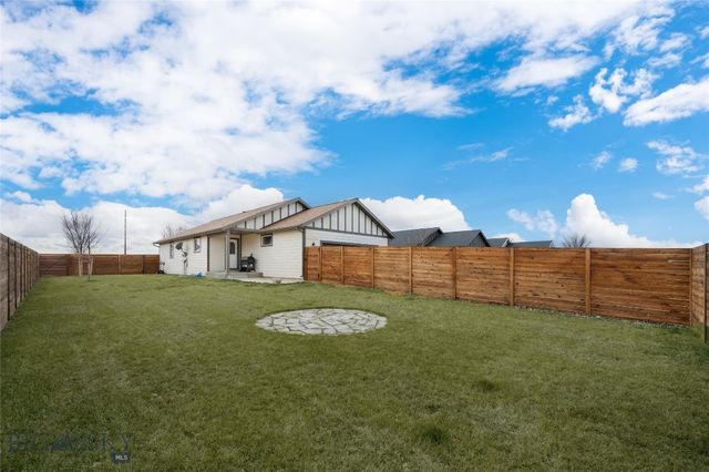 233 Centennial Village Drive, Manhattan, MT 59741