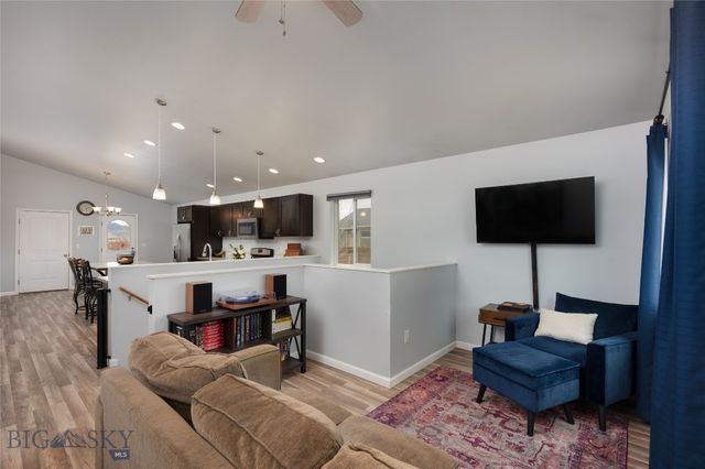 233 Centennial Village Drive, Manhattan, MT 59741