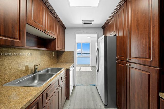 3301 NE 5th Ave 1010, Miami, FL 33137