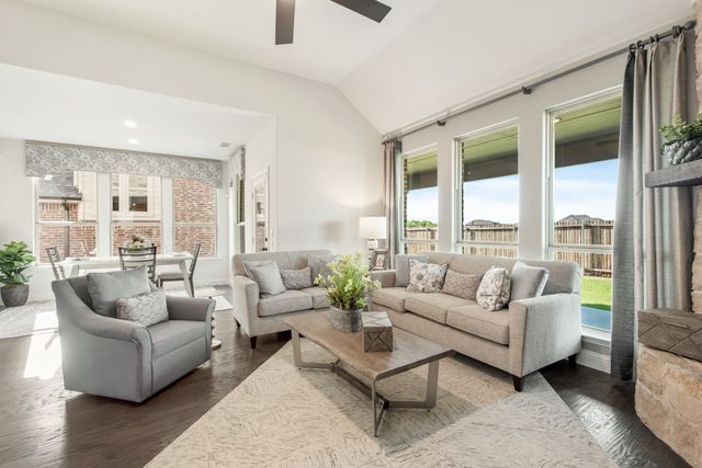 809 Twin Pine Court, Anna, TX 75409