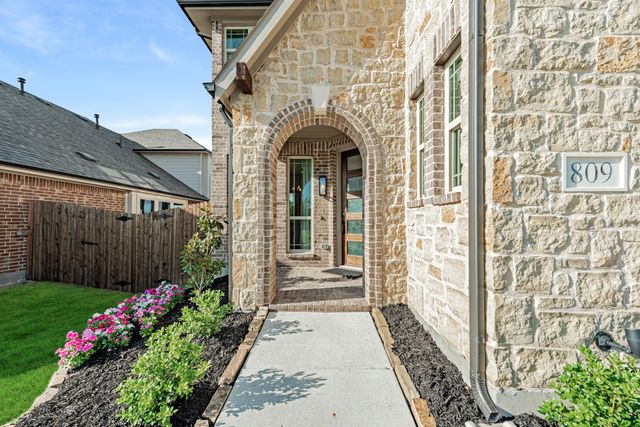 809 Twin Pine Court, Anna, TX 75409