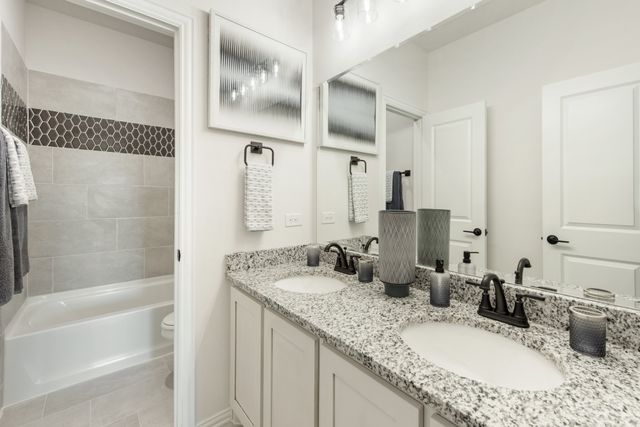 809 Twin Pine Court, Anna, TX 75409