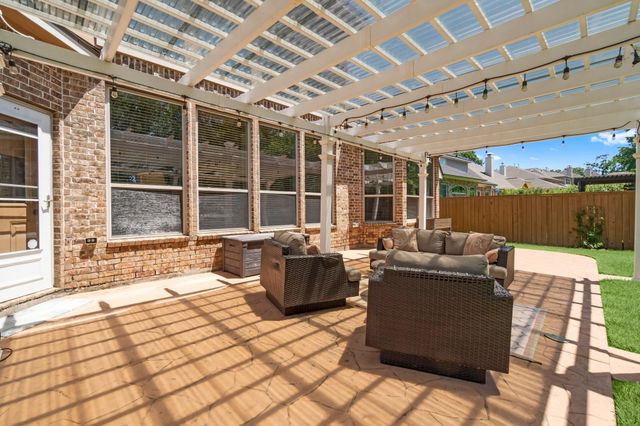 27 N Arrow Canyon Circle, Spring, TX 77389