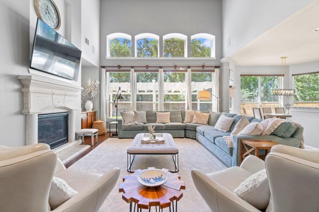 27 N Arrow Canyon Circle, Spring, TX 77389