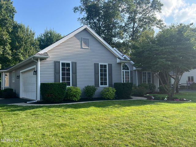 8329 Sycamore Woods Lane, Holland, OH 43528