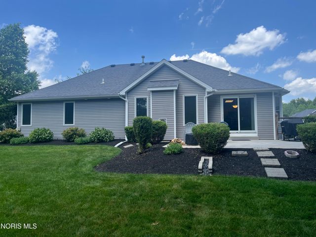 8329 Sycamore Woods Lane, Holland, OH 43528