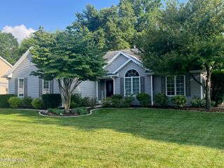 8329 Sycamore Woods Lane, Holland, OH 43528