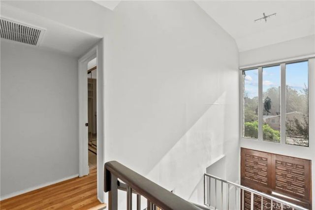 5305 White Oak Avenue K, Encino, CA 91316