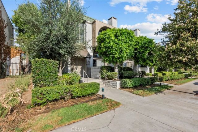 5305 White Oak Avenue K, Encino, CA 91316