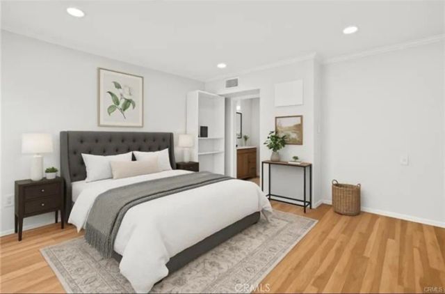 5305 White Oak Avenue K, Encino, CA 91316