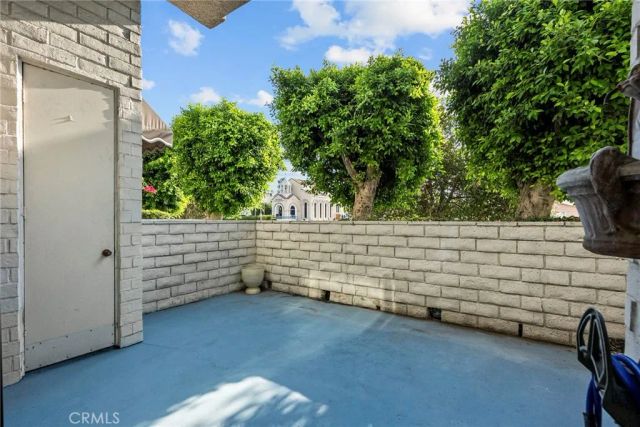 5305 White Oak Avenue K, Encino, CA 91316