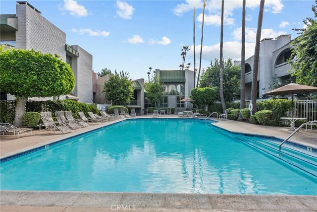 5305 White Oak Avenue K, Encino, CA 91316