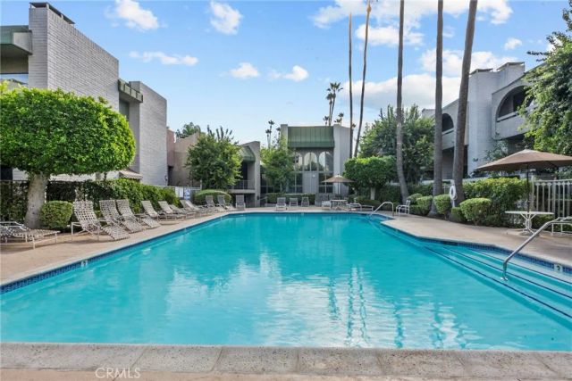 5305 White Oak Avenue K, Encino, CA 91316