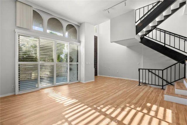 5305 White Oak Avenue K, Encino, CA 91316