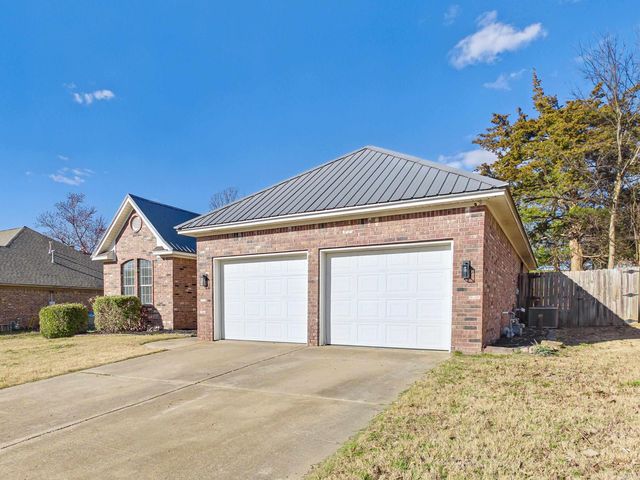 2830 Anna Lane, Conway, AR 72034