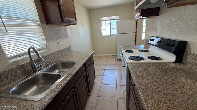 1401 CASINO CENTER Boulevard E, Las Vegas, NV 89104