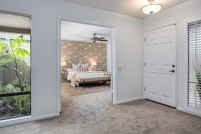 413 E Ranch Rd, Sacramento, CA 95825