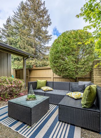 413 E Ranch Rd, Sacramento, CA 95825