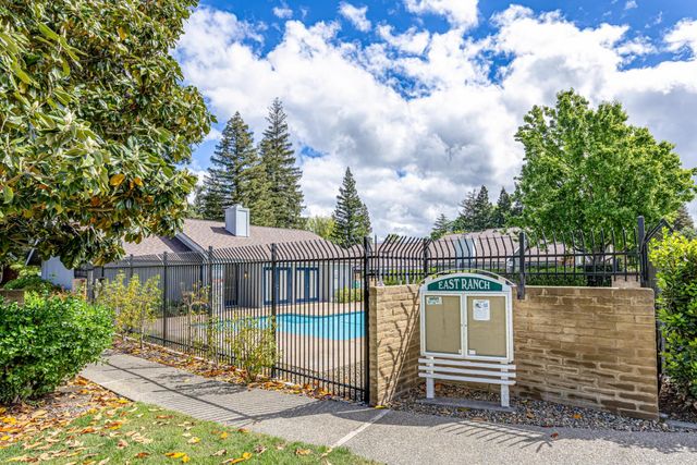 413 E Ranch Rd, Sacramento, CA 95825