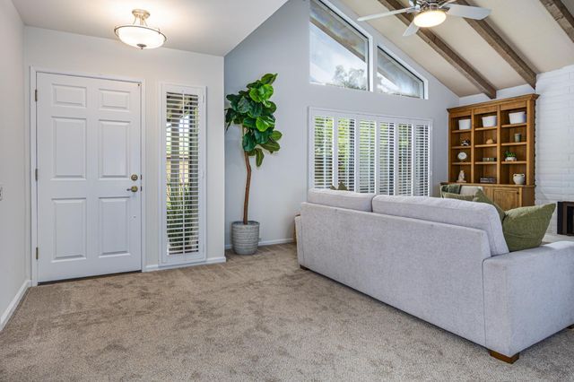 413 E Ranch Rd, Sacramento, CA 95825