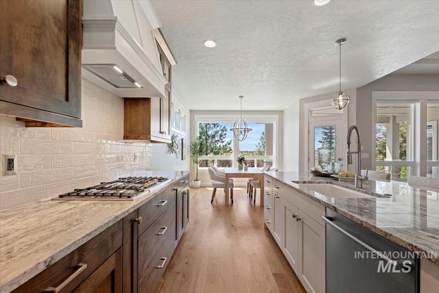 8111 W Corinthia St, Eagle, ID 83616