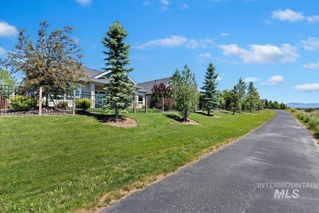 8111 W Corinthia St, Eagle, ID 83616