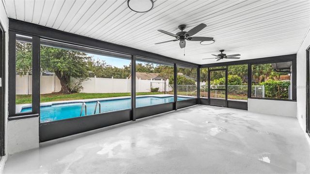 1100 HAMMOCK SHADE DRIVE, Lakeland, FL 33809