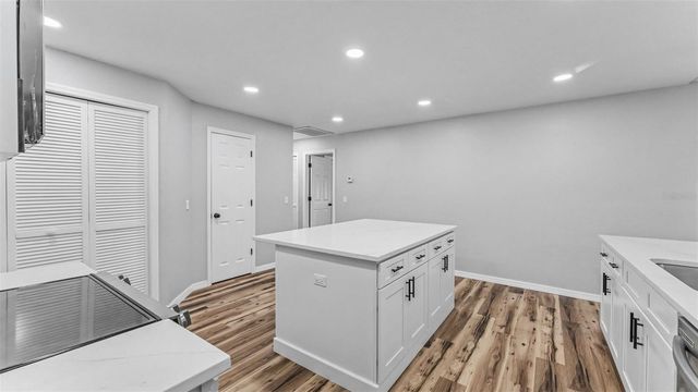 1100 HAMMOCK SHADE DRIVE, Lakeland, FL 33809