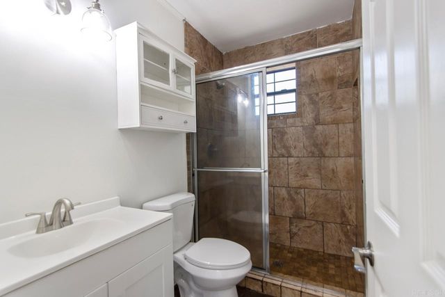 6712 Longwood Road, Cammack Village, AR 72207