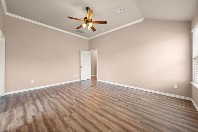 21201 River Lark Lane, Edmond, OK 73012