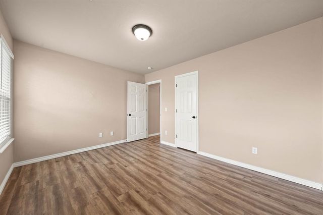 21201 River Lark Lane, Edmond, OK 73012