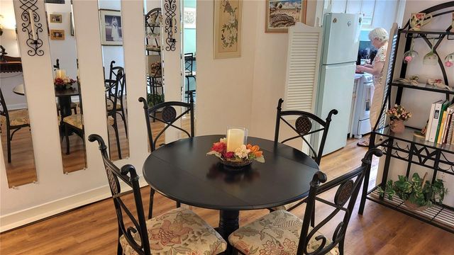 1421 NORMANDY PARK DRIVE 4, Clearwater, FL 33756