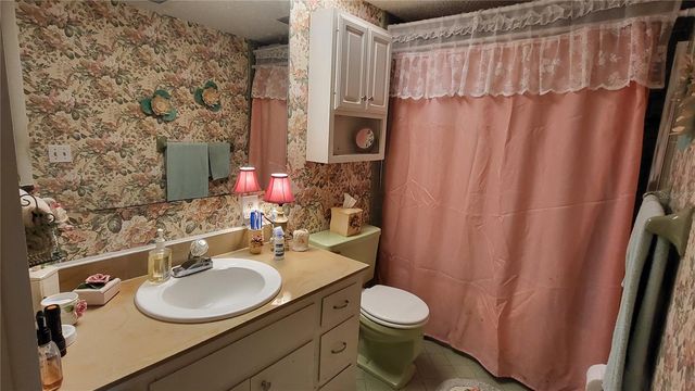 1421 NORMANDY PARK DRIVE 4, Clearwater, FL 33756