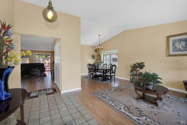 172 Pinto Dr, Vallejo, CA 94591