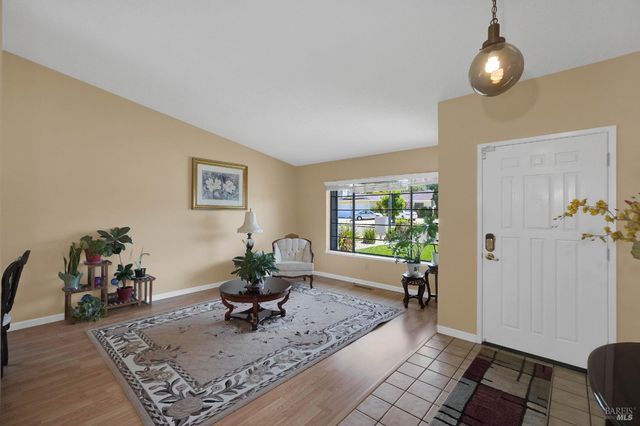 172 Pinto Dr, Vallejo, CA 94591