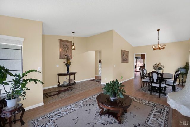 172 Pinto Dr, Vallejo, CA 94591
