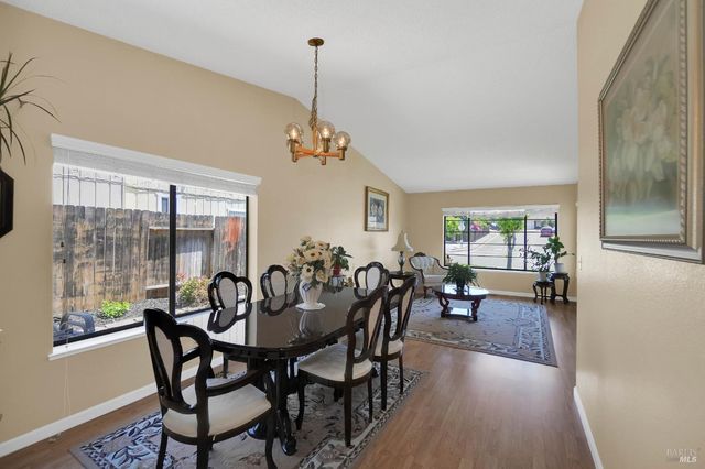 172 Pinto Dr, Vallejo, CA 94591
