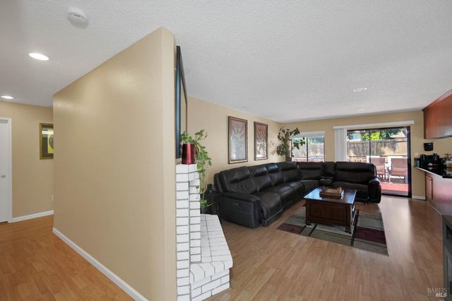 172 Pinto Dr, Vallejo, CA 94591
