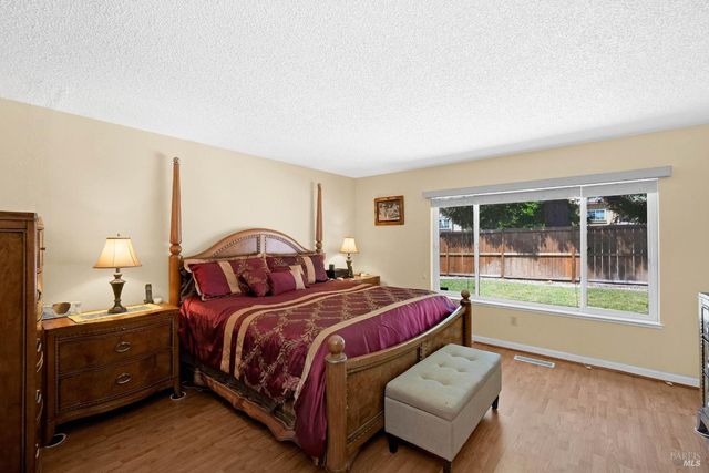 172 Pinto Dr, Vallejo, CA 94591