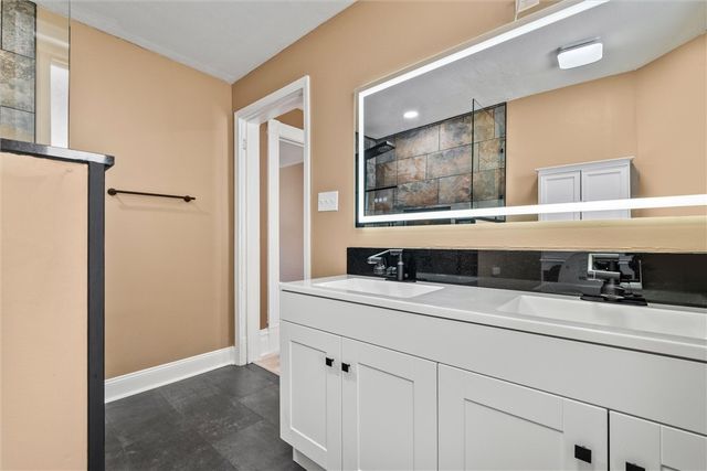 391 Vermont Ave, Rochester, PA 15074