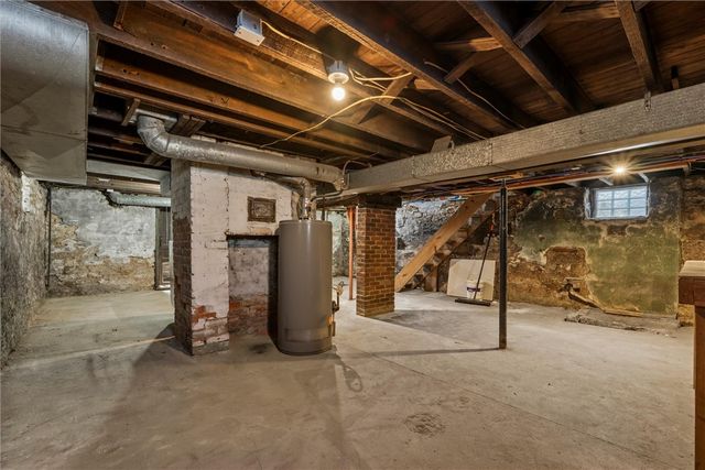 391 Vermont Ave, Rochester, PA 15074