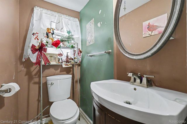 6559 Kolb Avenue, Allen Park, MI 48101